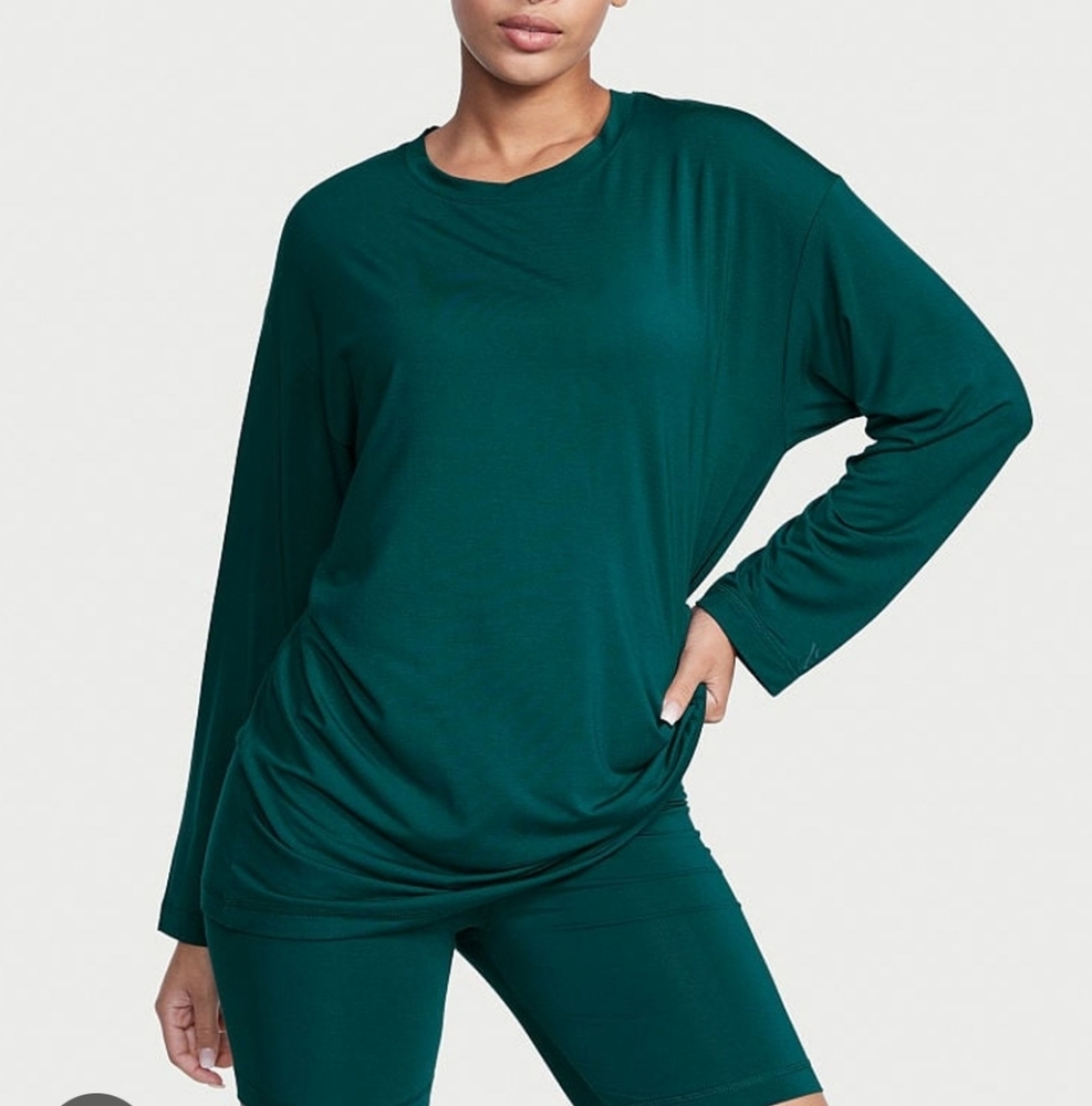 Victoria's Secret Sleep Top